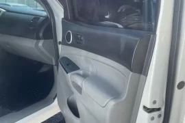 2014 Toyota Tacoma. V6 4.0L