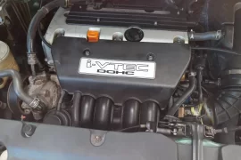 Green Honda CR-V 2002  