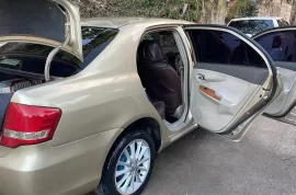 2010 Toyota axio