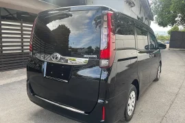 2015 Toyota Noah 