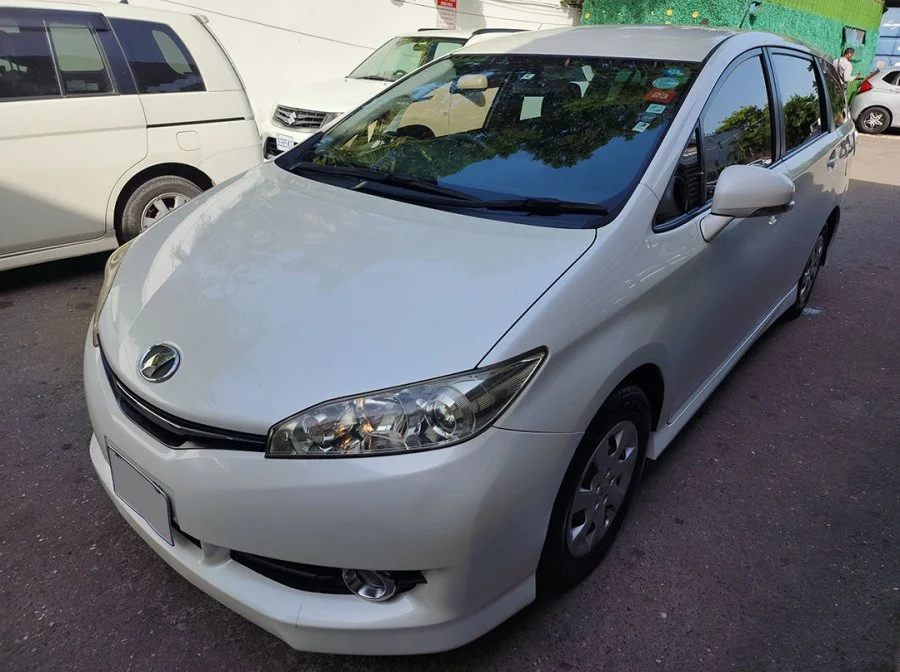 2014 Toyota Wish