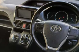 2015 Toyota Voxy Fully Loaded