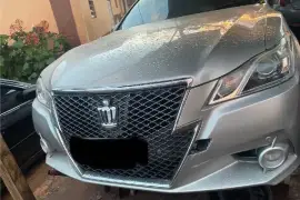 Toyota Crown Athlete 2012