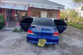 Mitsubishi Lancer 2000