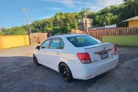 2013 Toyota Corolla Axio