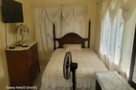 One furnished bedroom