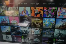 Xbox one x 2 controllers 