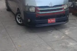 2006 Toyota Hiace