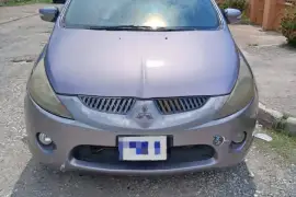 2005 Mitsubishi Grandis