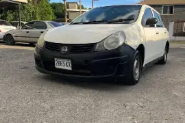 2013 Nissan AD WAGON