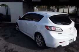 2011 Mazda Axela Sport
