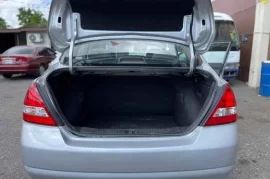 2010 NISSAN TIDA