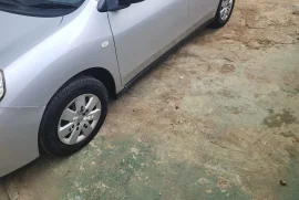 2013 nissan wingroad 