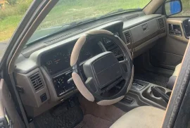 1995 Cherokee 380