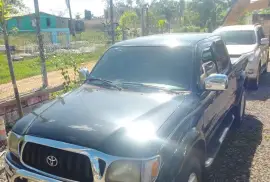 Toyota Tacoma Auto 2004