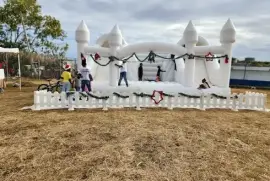 Bounce house rental for treating the kids