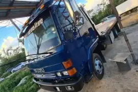 Isuzu Forward Wrecker