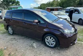 2013 Toyota wish