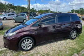 2013 Toyota wish