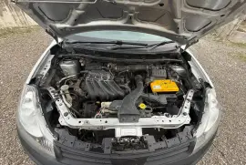 Nissan AD Wagon 2012