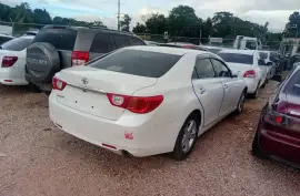 2010 Toyota Mark X
