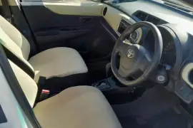 2011 Toyota Vitz